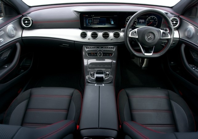 samochod przyszlosci