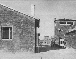 big_G_siowka_Prison_in_Warsaw__1944_